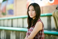 鶴房汐恩主演「ゆく春」ヒロインの久保田紗友。