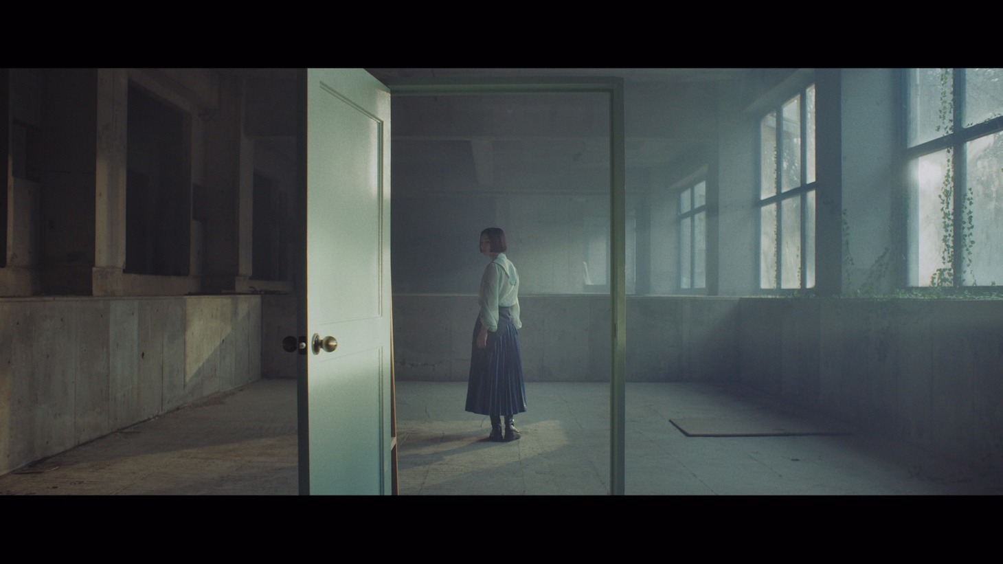 mol-74「Renew」Mvより。