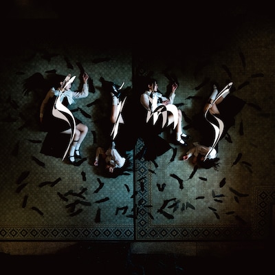 シンダーエラ「sins」ジャケット