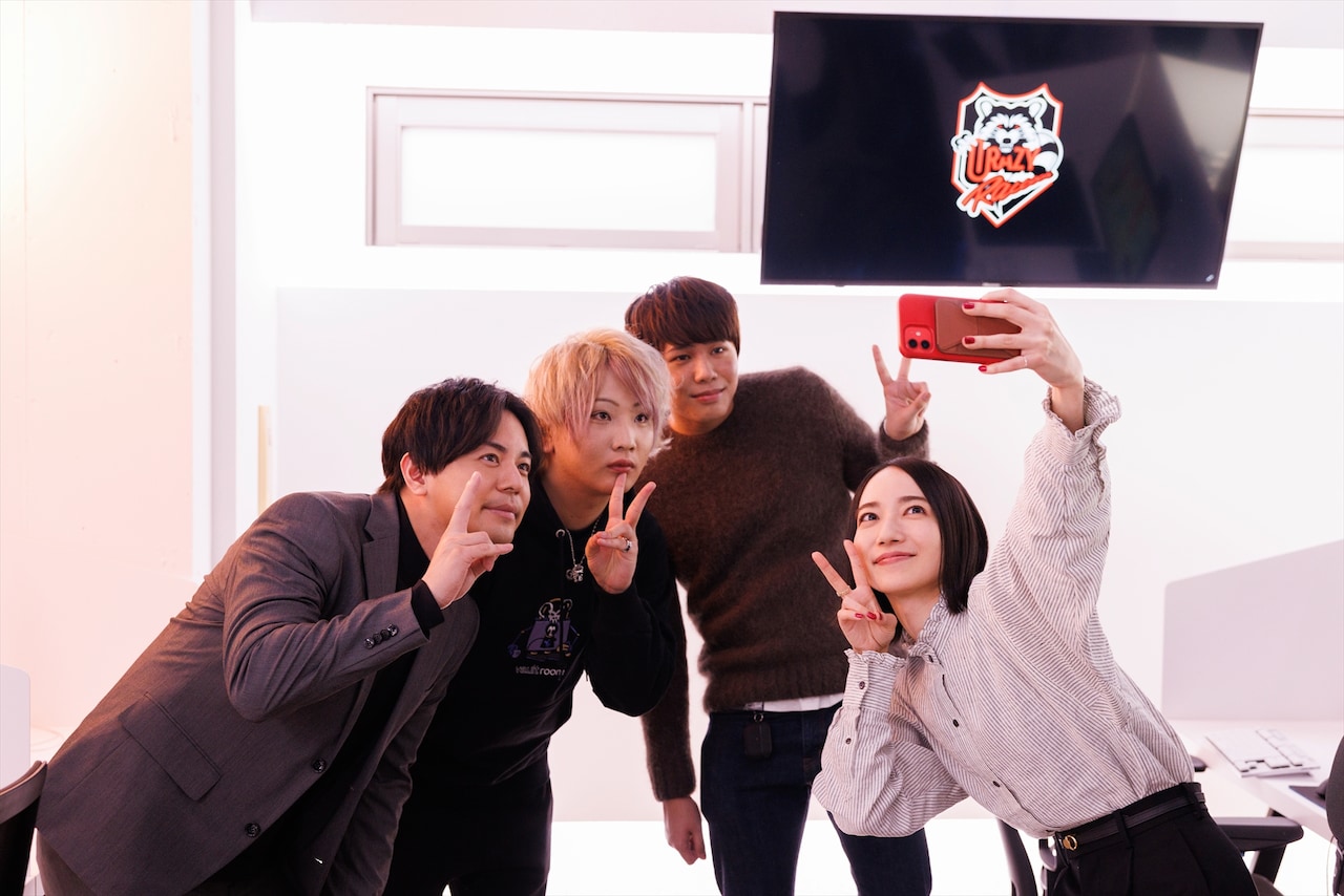 のっちさんの自撮りで記念撮影。