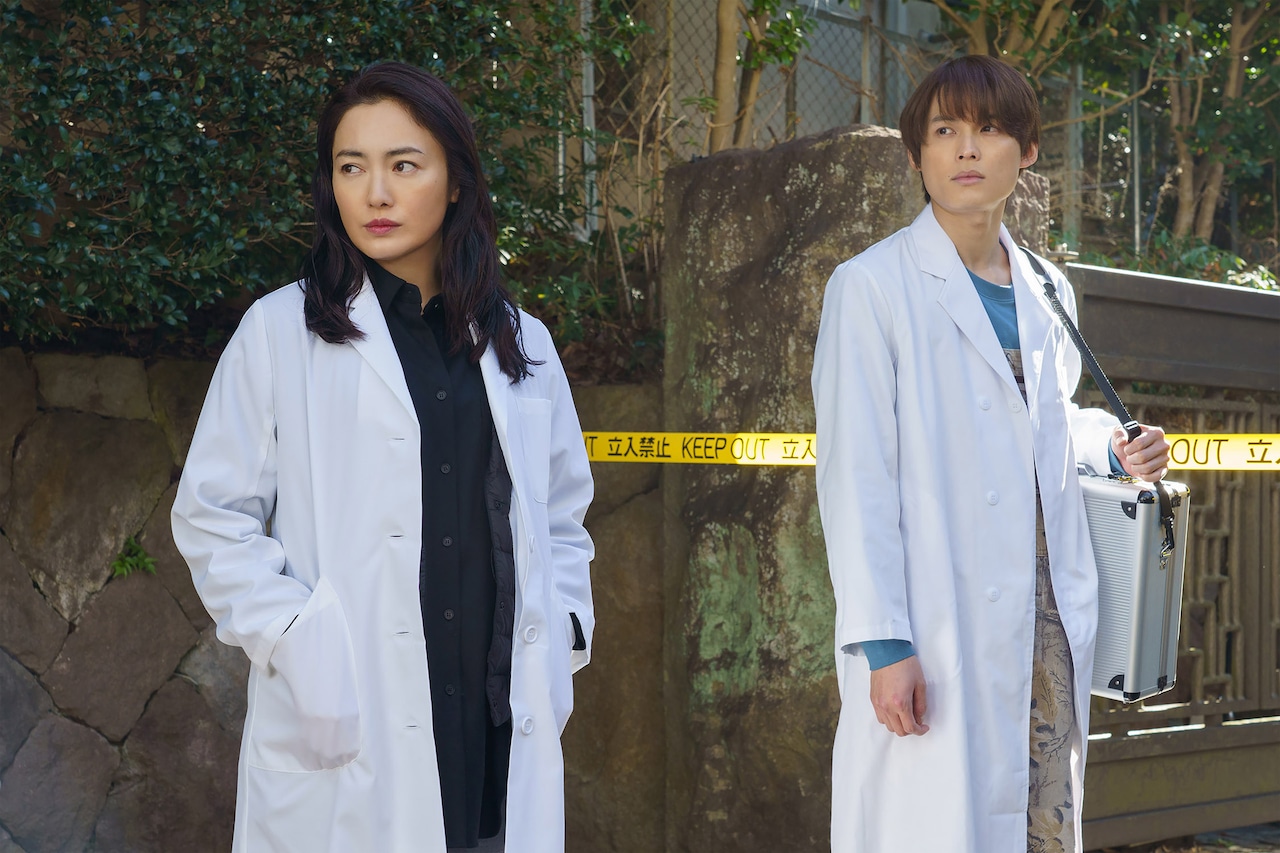 SixTONES松村北斗の“ワンコ”と仲間由紀恵のタッグ再び！「女王の法医学2」放送決定