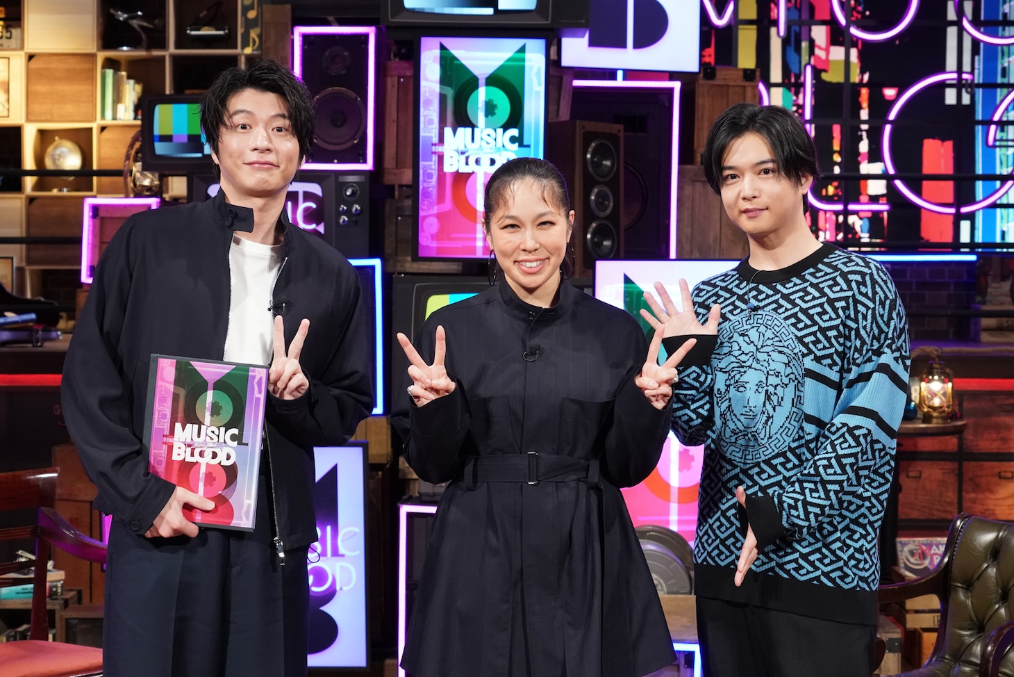 左から田中圭、AI、千葉雄大。 (c)日本テレビ