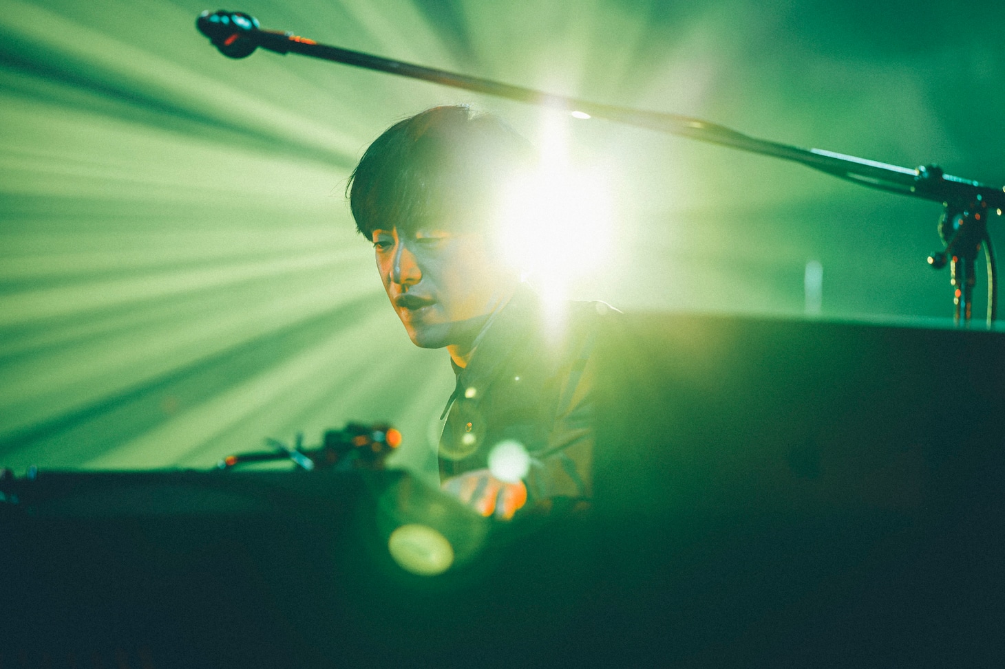 DJ 松永（Creepy Nuts）。（撮影：西槇太一）