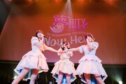 「夢∞NITY1stAnniversaryONEMANLIVE～NowHere～」の様子。