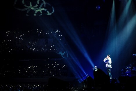 「変態紳士舞踏会 in 日本武道館」の様子。（撮影：Uran）