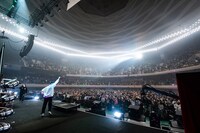 「変態紳士舞踏会 in 日本武道館」の様子。（撮影：cherry chill will.  ）