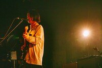 Nobuki Akiyama（Vo, G / DYGL）（Photo by Yoshitake Hamanaka）