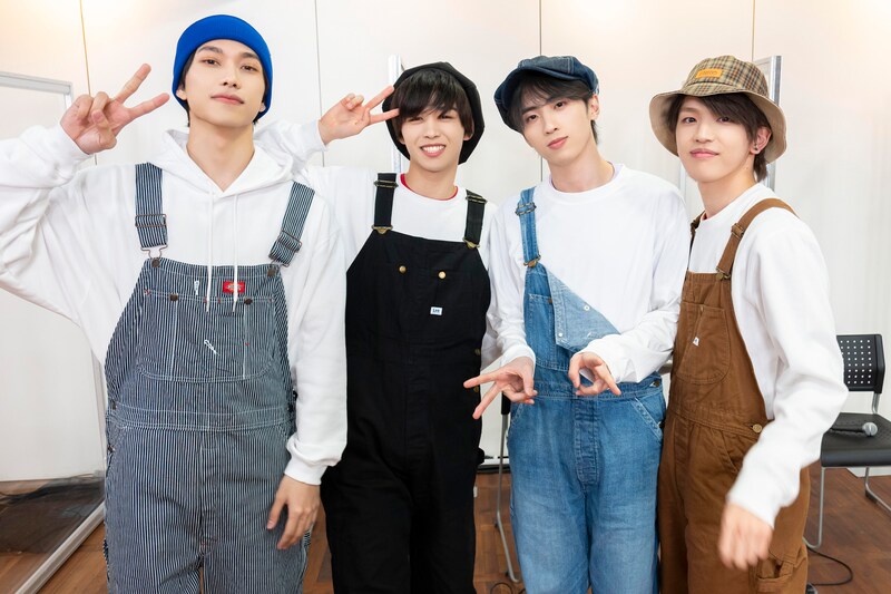 人気画像1位は「INIがヒューマンビートボックスに挑戦、ビートボクサー集団とセッション」より、池崎理人、後藤威尊、許豊凡、高塚大夢（INI）。