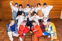 人気画像6位は「INIがヒューマンビートボックスに挑戦、ビートボクサー集団とセッション」より、INI×SARUKANI。