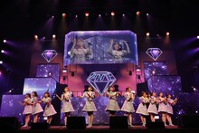 「≠ME 3rd ANNIVERSARY PREMIUM CONCERT」の様子。(c)YOANI