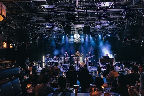 Little Black Dress「Little Black Dress "CITY POP NIGHT @Blue Note Tokyo"」の様子。（Photo by AKI）