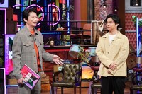 左から田中圭、千葉雄大。