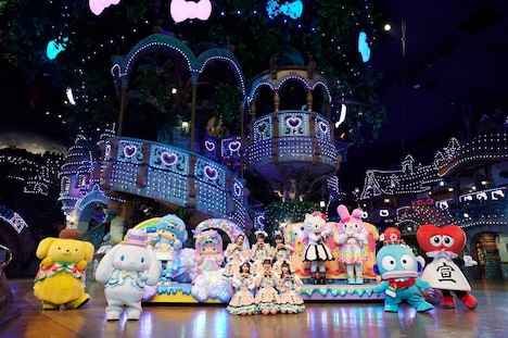 超ときめき♡宣伝部とサンリオの仲間たち。