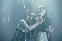 左から琴山しずく、内山結愛。（Photo by Masayo）