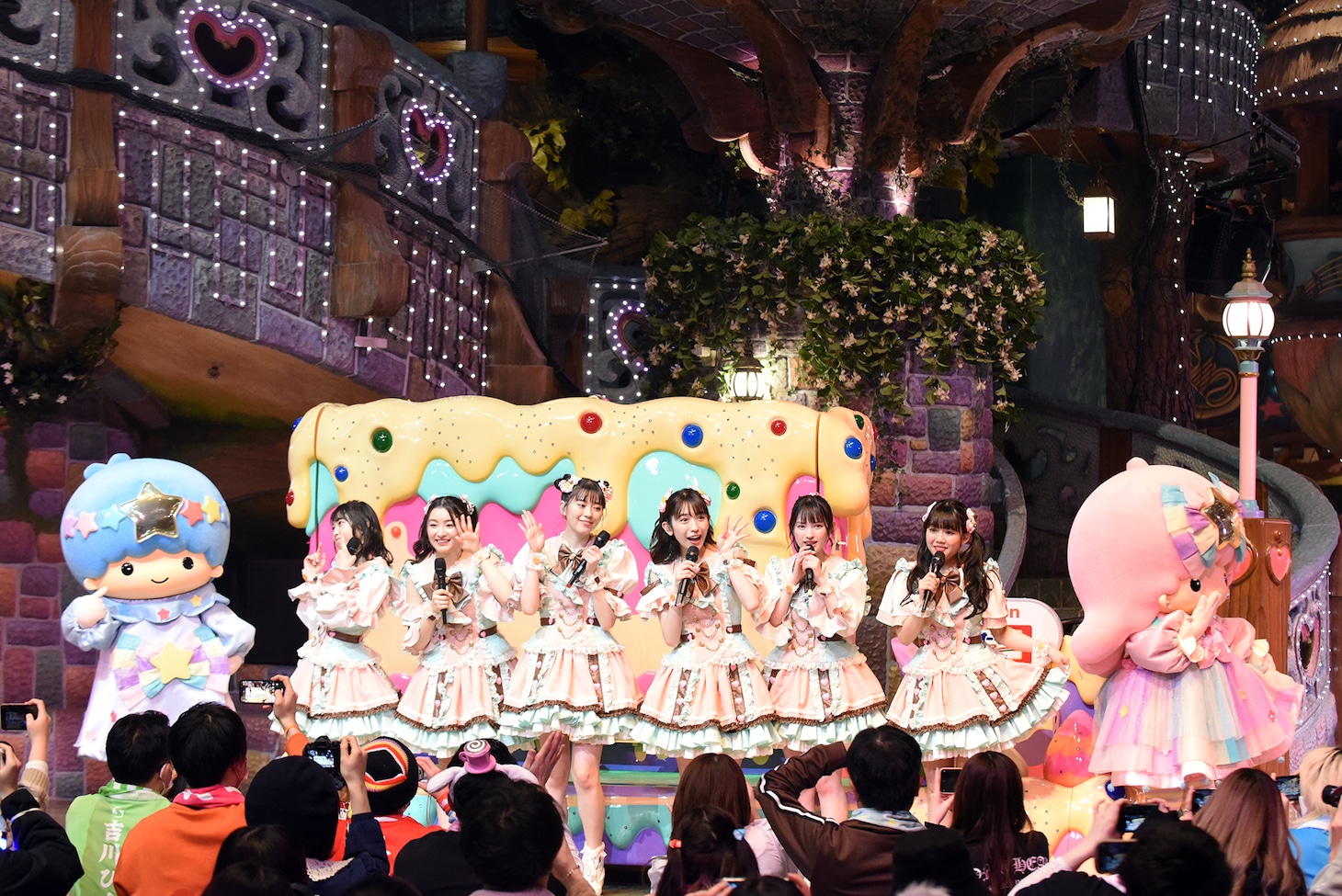 超ときめき♡宣伝部とキキララ。