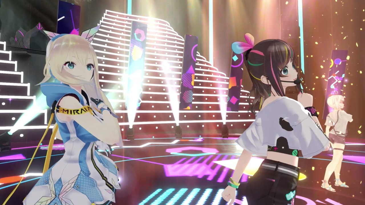 左からミライアカリ、Kizuna AI、電脳少女シロ。