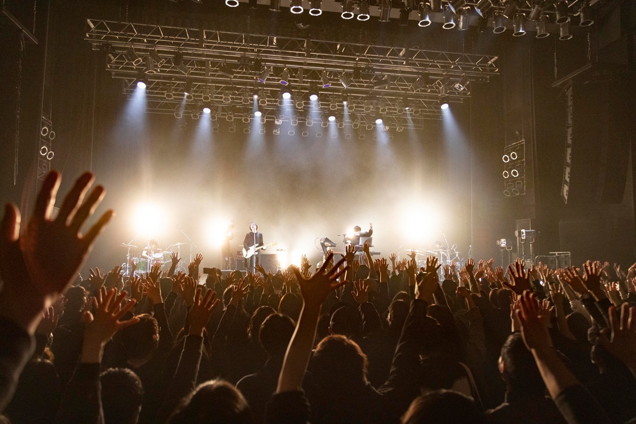 「THE SPELLBOUND the first album launching special live」の様子。（Photo by HIDEYUKI UCHINO）