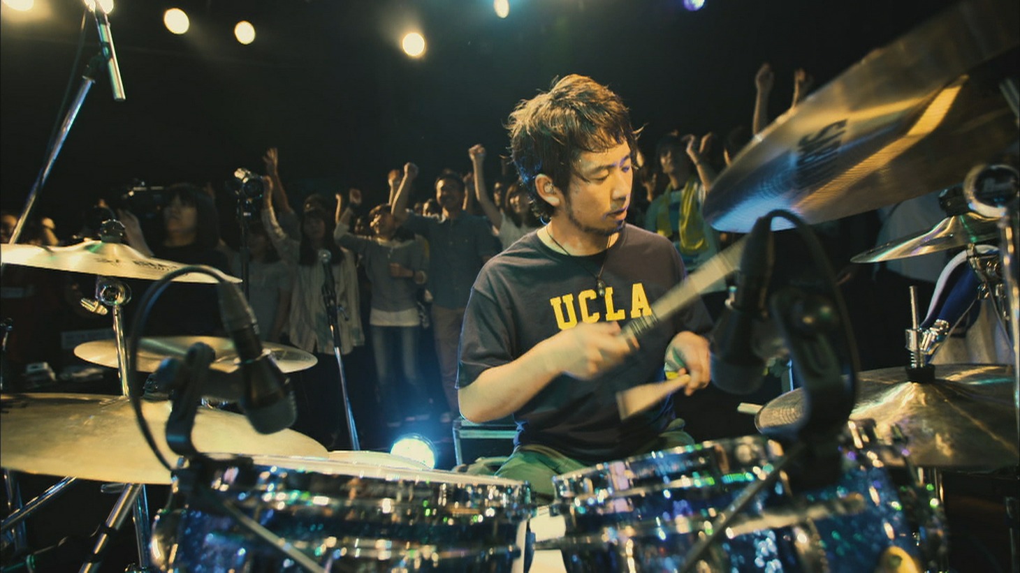 スペースシャワーTV「SPACE SHOWER TV "LIVE with YOU" ～ASIAN KUNG-FU GENERATION～」より。