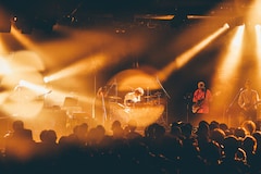 フィッシュマンズの歴史をたどる2DAYSワンマン、鈴木真海子や小宮山聖も迎えて新たなバンドの姿を示す