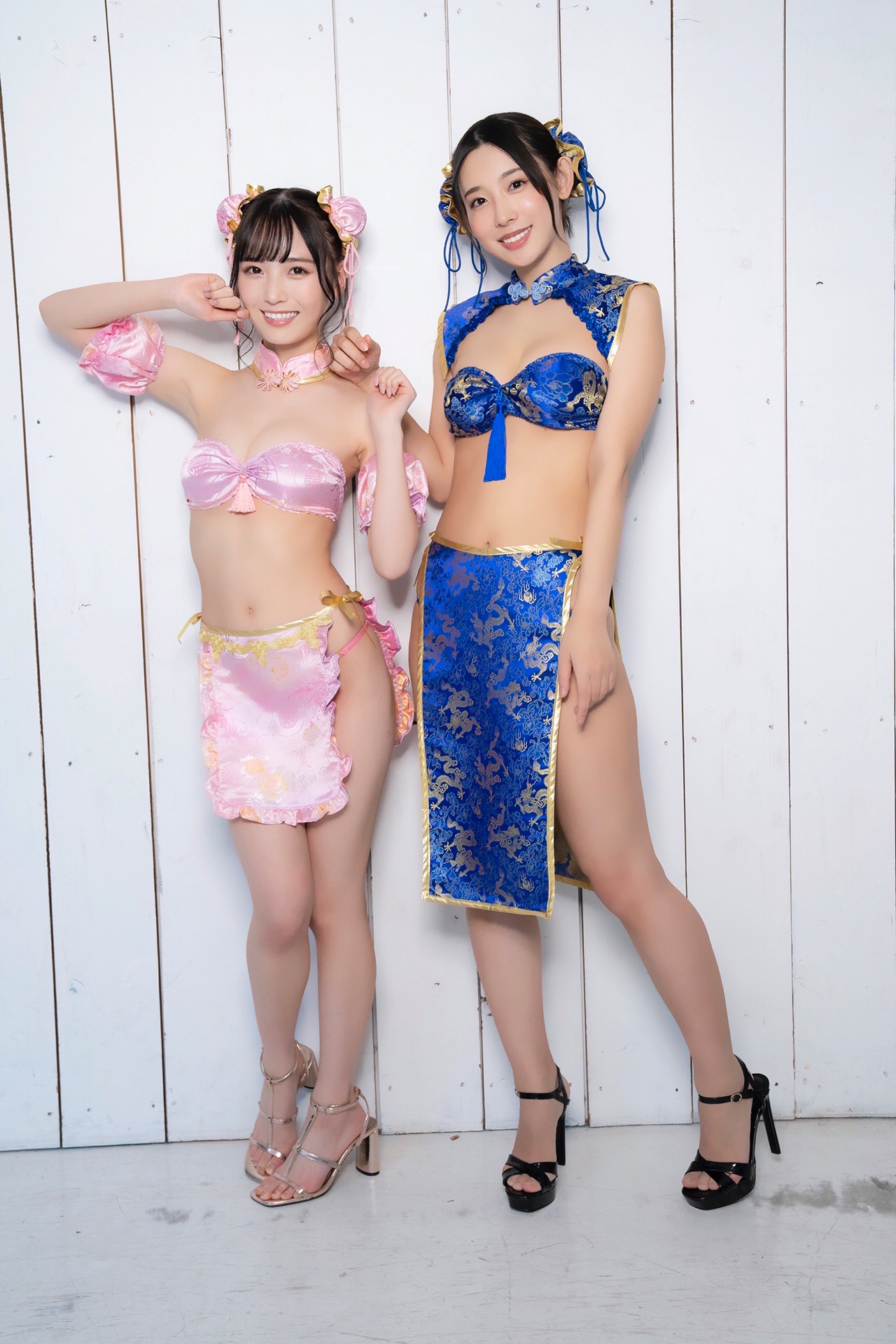 左から由良ゆら（#YOYOYO）、水湊みお（#ババババンビ）。