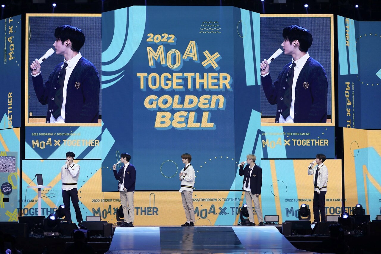 TOMORROW X TOGETHERファンライブでMOAと思いを交わし合う