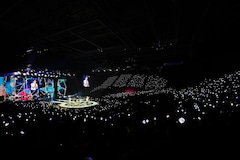 Tomorrow X Togetherファンライブでmoaと思いを交わし合う お互いをよく理解し合う友達に ライブレポート 写真8枚 音楽ナタリー