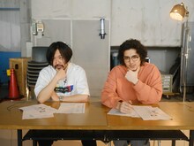 左から児玉裕一、藤井風。（Photo by 上山陽介）