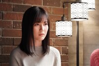 「ゴシップ#彼女が知りたい本当の〇〇」より生田絵梨花。(c)フジテレビ