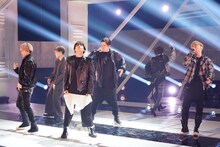 Da-iCE feat. 木村昴「liveDevil」パフォーマンスの様子。(c)日本テレビ