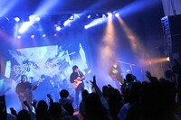 ユアネス「ONE-MAN LIVE TOUR 2022 "6 case"」大阪公演の様子。（Photo by nana.y）