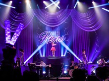 高城れに「まるごとれにちゃん2022 RENICHAN WORLD」の様子。（撮影：上飯坂一）