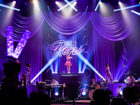 高城れに「まるごとれにちゃん2022 RENICHAN WORLD」の様子。（撮影：上飯坂一）