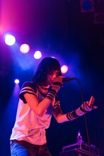 Moto（Vo/ Chilli Beans.）（Photo by Momo Angela）