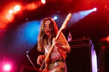 Maika（B, Vo/ Chilli Beans.）（Photo by Momo Angela）