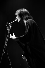 こやまたくや（G, Vo）（撮影：田中聖太郎）