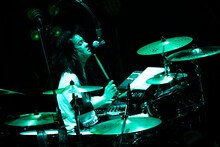 もりもりもと（Dr, Cho）（撮影：田中聖太郎）