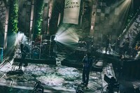 King Gnuのパフォーマンスの様子。