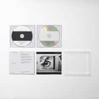 サカナクション「アダプト」初回限定盤パッケージフォト