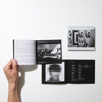 サカナクション「アダプト」初回限定盤パッケージフォト