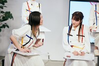 左から小林歌穂、中山莉子（私立恵比寿中学）。