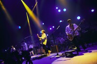 「You To You（feat. ROTH BART BARON）」パフォーマンス中の様子。（撮影：山川哲矢）