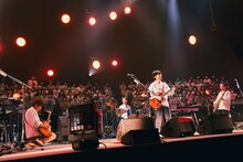 ASIAN KUNG-FU GENERATION「ASIAN KUNG-FU GENERATION 25th Anniversary Tour 2021 Special Concert "More Than a Quarter-Century"」の様子。（撮影：山川哲矢）
