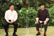森山直太朗（右）と山崎弘也。(c)フジテレビ