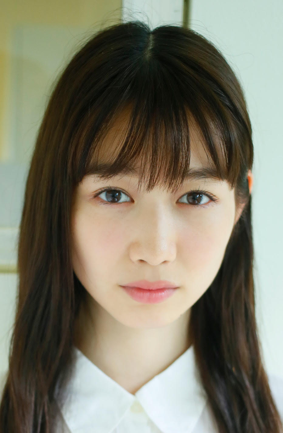 「彼の全てが知りたかった。」に出演する岡本夏美。