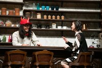 大場英治（左）と加村真美（右）。