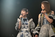 #ババババンビの近藤沙瑛子(左)と吉沢朱音(右)。