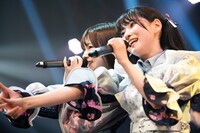 #ババババンビの宇咲（左）と小鳥遊るい（右）。