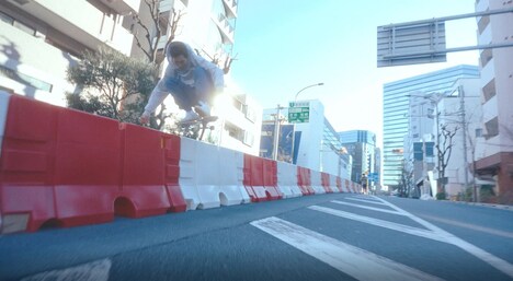 EVISBEATS & Nagipan「Can you see it feat. J.Lamotta Suzume」ミュージックビデオより。