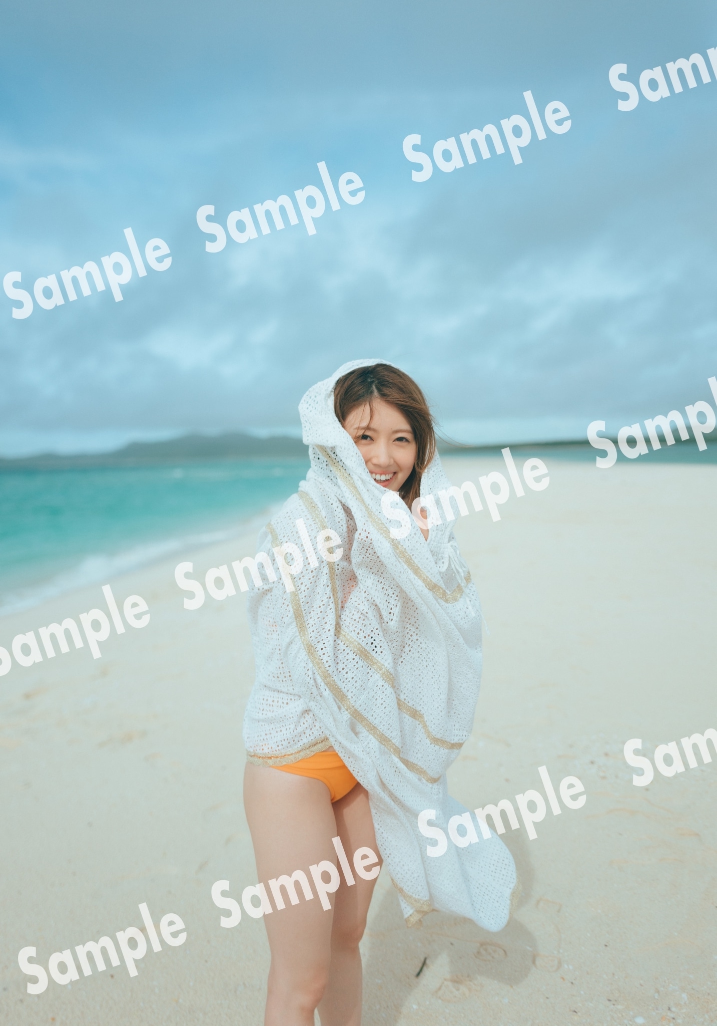 乃木坂46 樋口日奈 1st写真集「恋人のように」特典ポスターAサンプル画像（撮影：前康輔）