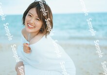 乃木坂46 樋口日奈 1st写真集（タイトル未定）特典ポスターDサンプル画像（撮影：前康輔）